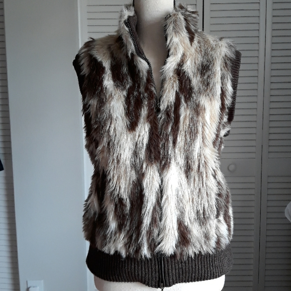 Milano Faux Fur Sweater Vest Sz M